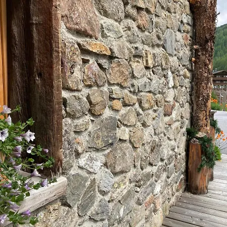 Dreihaeuser Chalé *