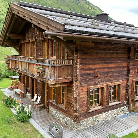 Dreihauser Chalet *